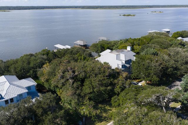 301 S La Crescenta Drive, St Augustine, FL 32080