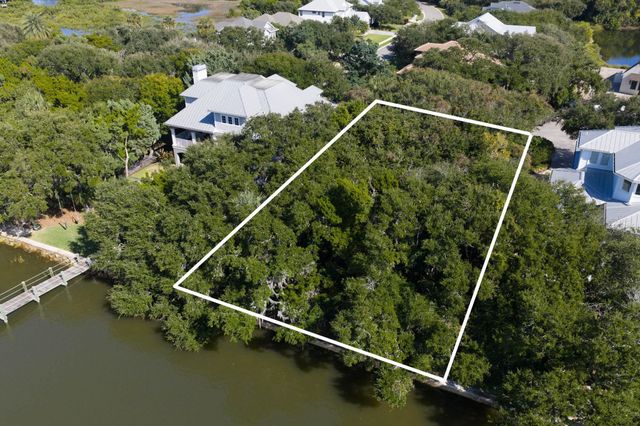 301 S La Crescenta Drive, St Augustine, FL 32080