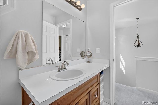 7866 Rivergate Drive, Westland, MI 48185