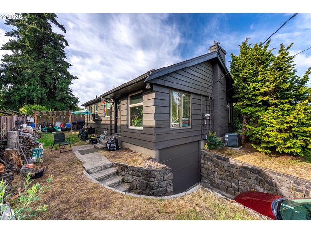 5508 Ne FREMONT St, Portland, OR 97213