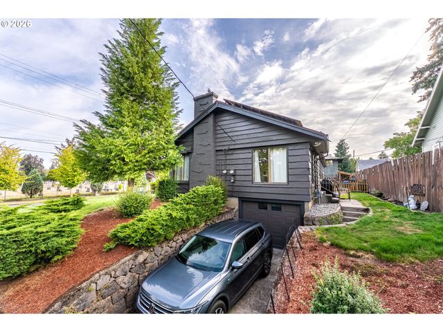 5508 Ne FREMONT St, Portland, OR 97213