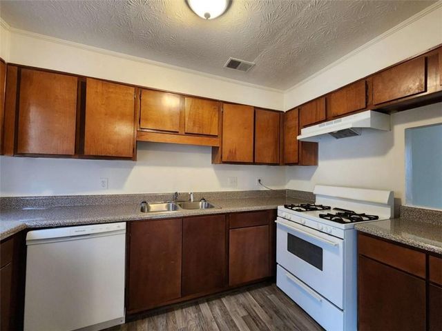 2083 Lenoa Lane, Austell, GA 30106