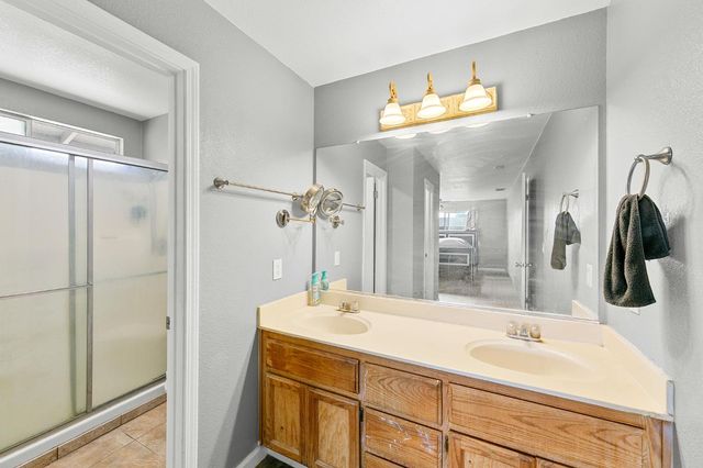 8689 Tea Cart Ct, Sacramento, CA 95828