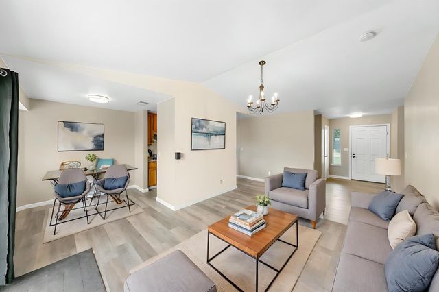 8689 Tea Cart Ct, Sacramento, CA 95828