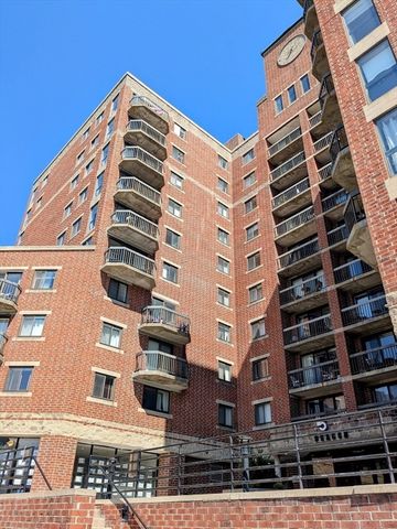 15 N Beacon 202, Boston, MA 02134