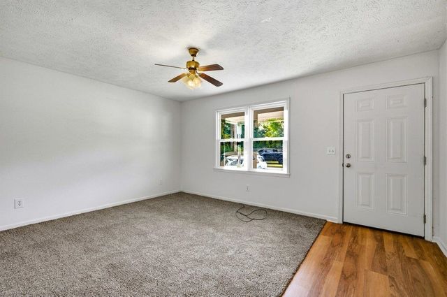 1502 Sixth Ave., Conway, SC 29526