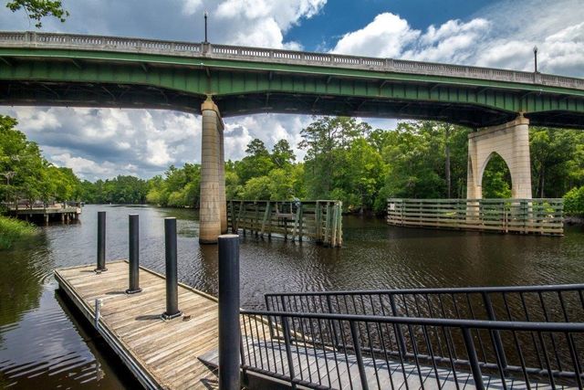 1502 Sixth Ave., Conway, SC 29526