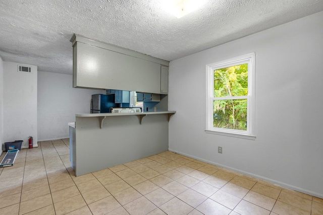 1502 Sixth Ave., Conway, SC 29526