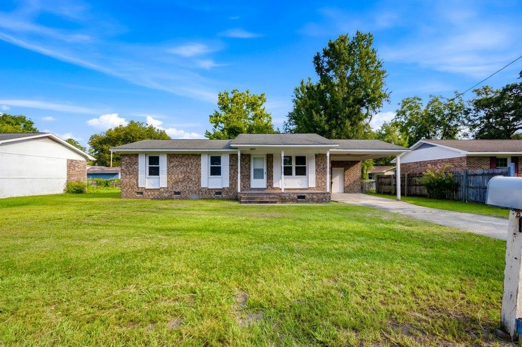 1502 Sixth Ave., Conway, SC 29526
