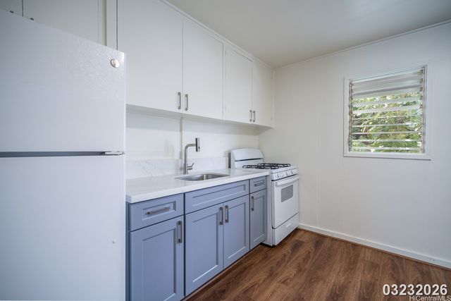 1719 Nuuanu Avenue 5F, Honolulu, HI 96817