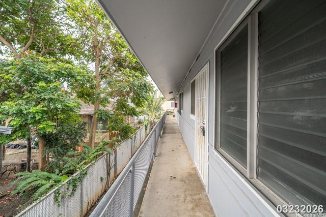 1719 Nuuanu Avenue 5F, Honolulu, HI 96817