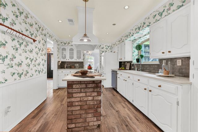 317 Faircrest Drive, Garland, TX 75040