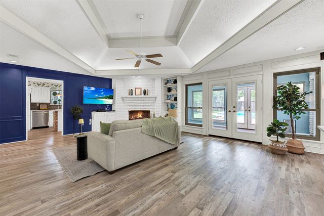 317 Faircrest Drive, Garland, TX 75040
