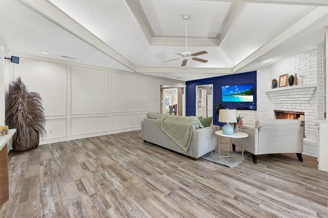 317 Faircrest Drive, Garland, TX 75040