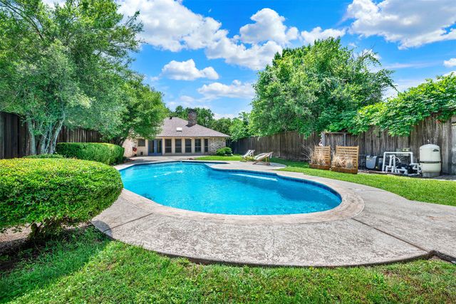 317 Faircrest Drive, Garland, TX 75040