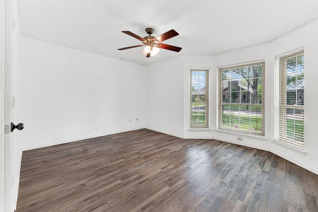 317 Faircrest Drive, Garland, TX 75040
