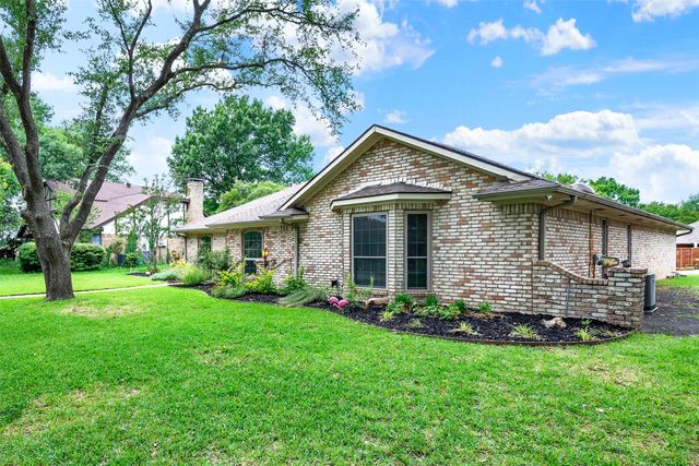 317 Faircrest Drive, Garland, TX 75040