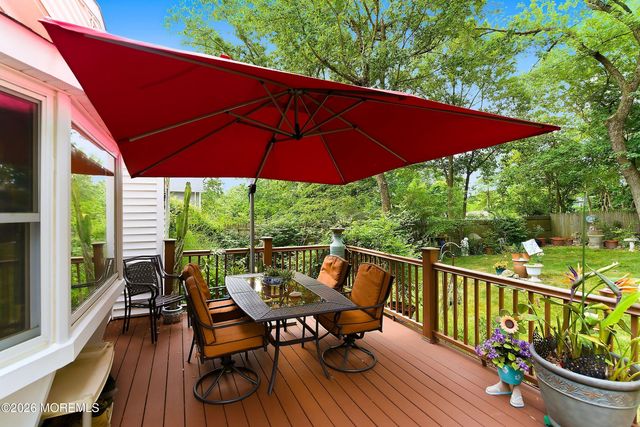 54 Redwood Place, Jackson, NJ 08527