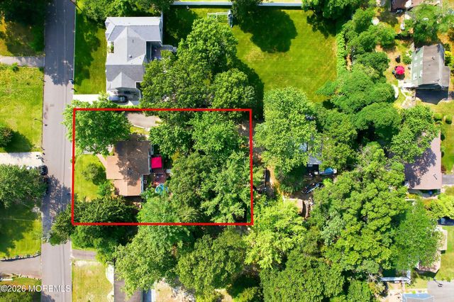 54 Redwood Place, Jackson, NJ 08527