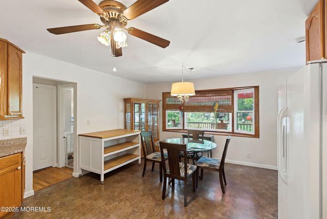 54 Redwood Place, Jackson, NJ 08527