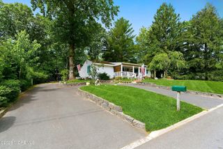 54 Redwood Place, Jackson, NJ 08527