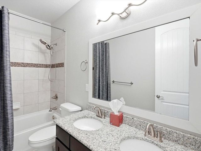 1759 Vista Point Ln, Severance, CO 80550