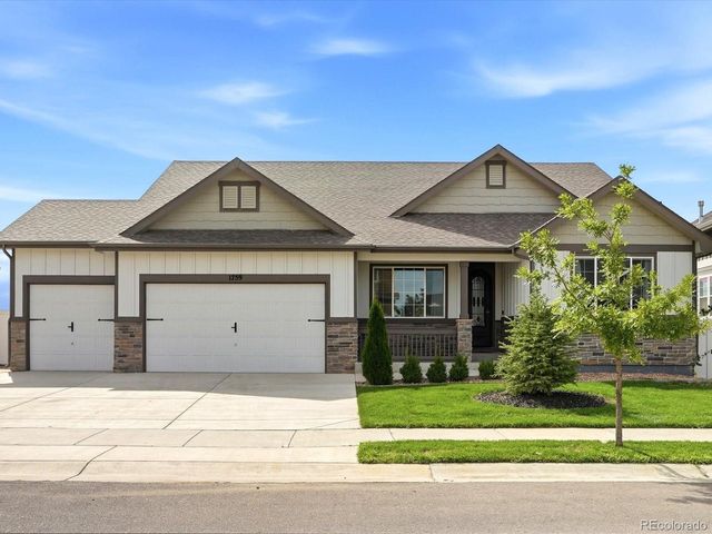 1759 Vista Point Ln, Severance, CO 80550