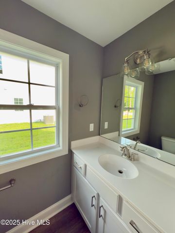 4371 W West Pine Street B, Farmville, NC 27828