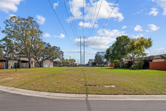 2367 MABEN CIRCLE P9, Palm Harbor, FL 34683