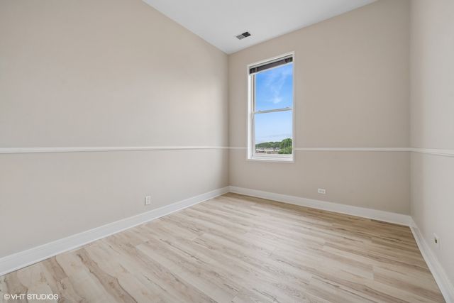 551 W Belden Avenue 4RW, Chicago, IL 60614