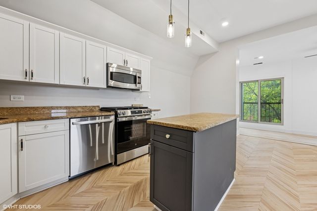 551 W Belden Avenue 4RW, Chicago, IL 60614