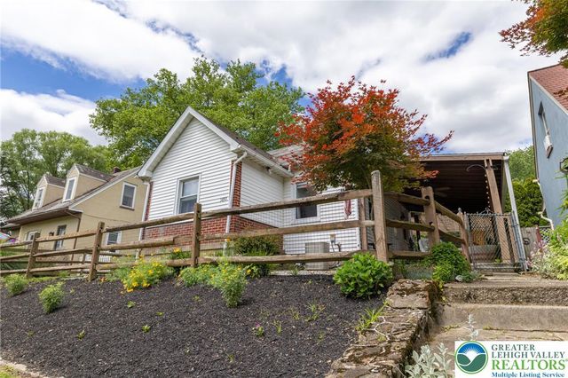 1490 South Delaware Drive, Easton, PA 18042