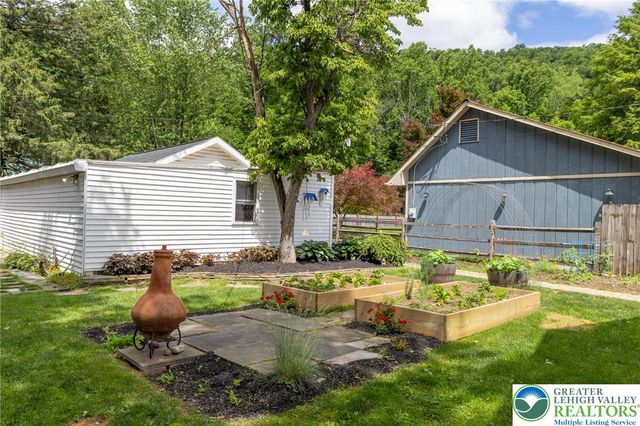 1490 South Delaware Drive, Easton, PA 18042