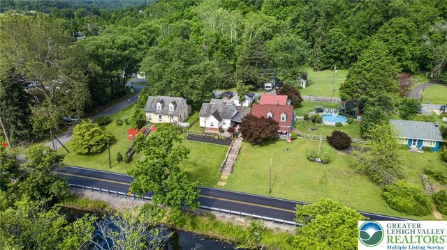 1490 South Delaware Drive, Easton, PA 18042
