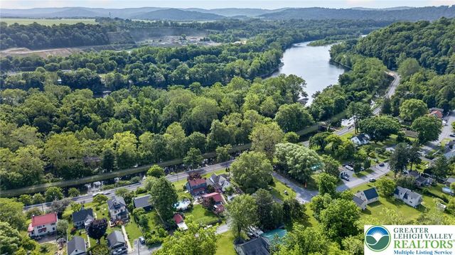 1490 South Delaware Drive, Easton, PA 18042
