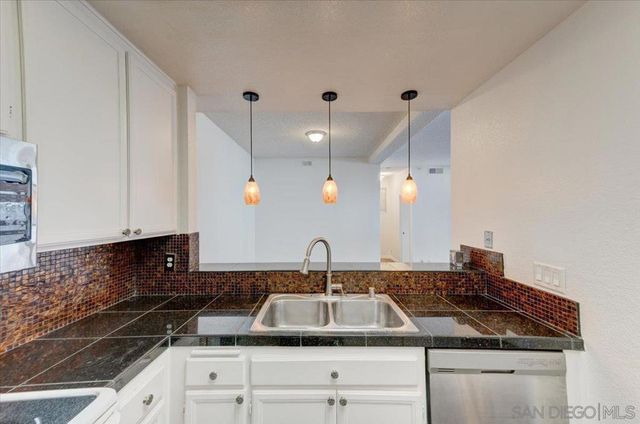 2232 River Run Dr 198, San Diego, CA 92108