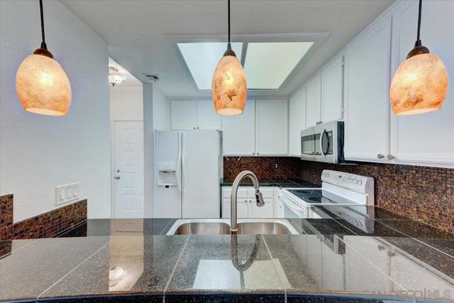 2232 River Run Dr 198, San Diego, CA 92108