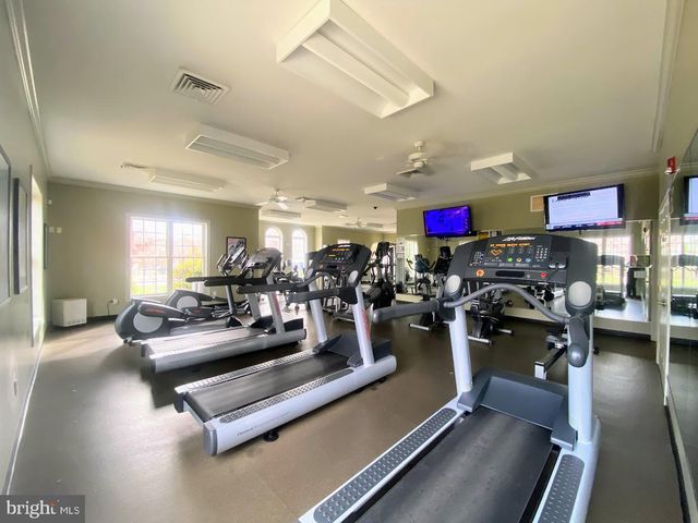 1403 HAMPSHIRE LN, Chester Springs, PA 19425