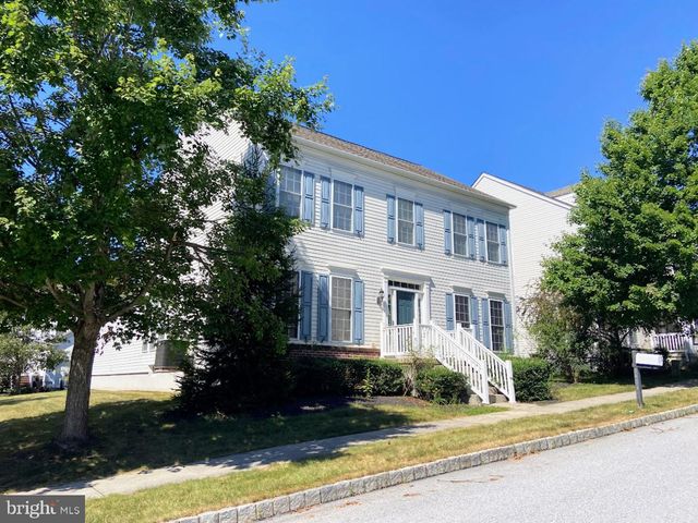 1403 HAMPSHIRE LN, Chester Springs, PA 19425