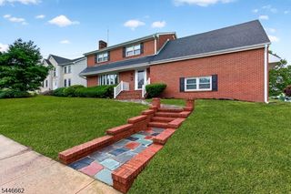 22 Franklin Blvd, Franklin Twp., NJ 08873