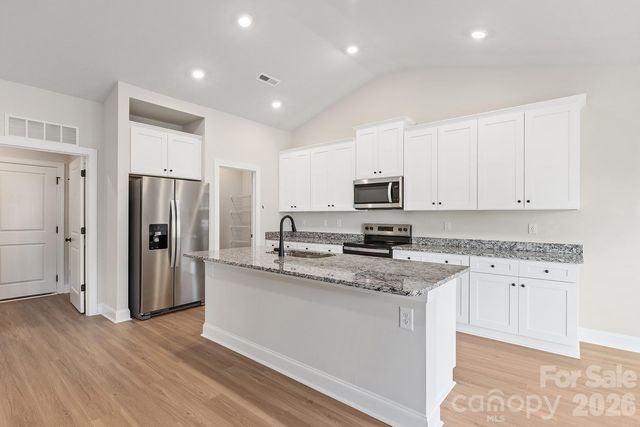 6509 Fairford Drive, Charlotte, NC 28215