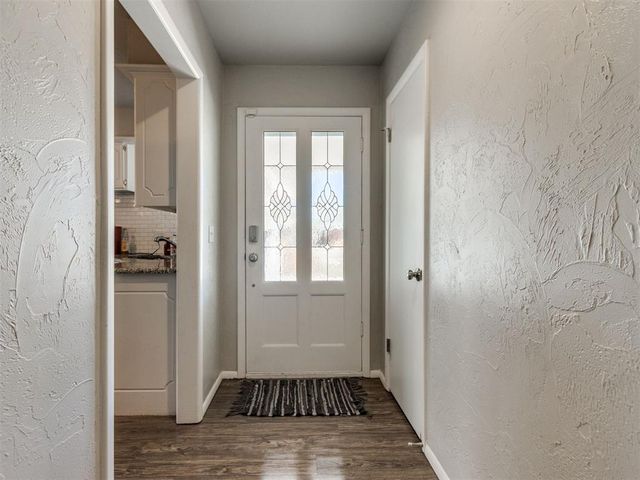 2909 N Viewpoint Drive, Midwest City, OK 73110