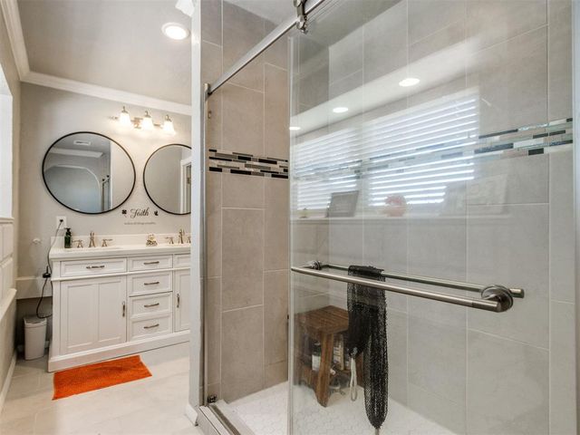 2909 N Viewpoint Drive, Midwest City, OK 73110