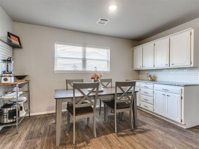 2909 N Viewpoint Drive, Midwest City, OK 73110