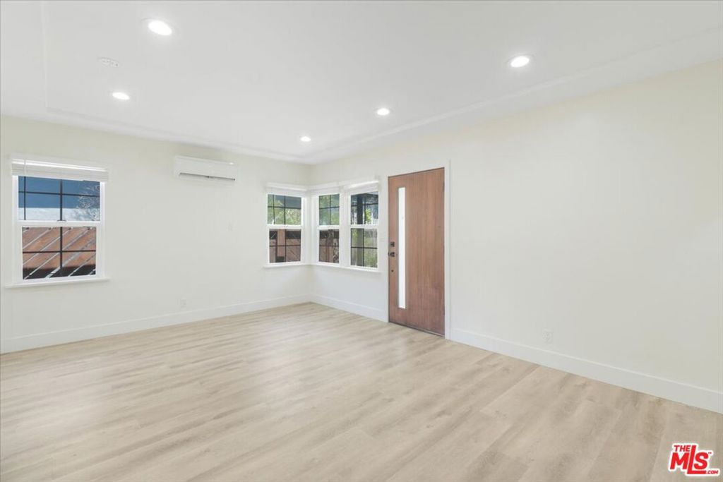 Image 17 of property listing at 2147 N Eastern Avenue, Los Angeles, CA 90032