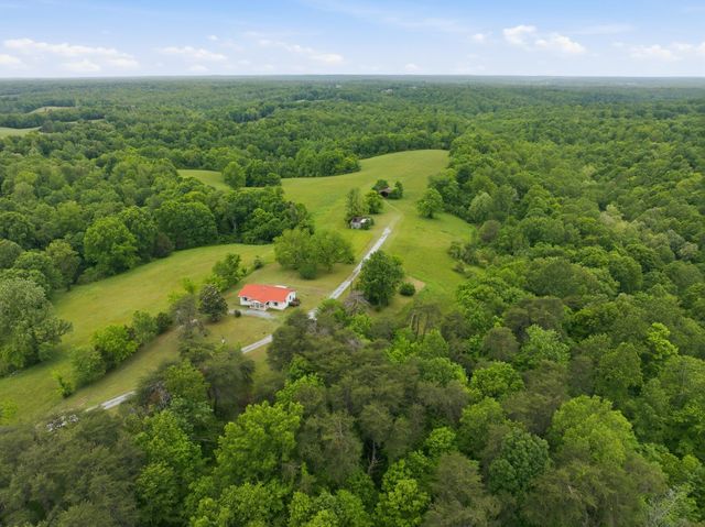 150 Mutt Rd, White Bluff, TN 37187
