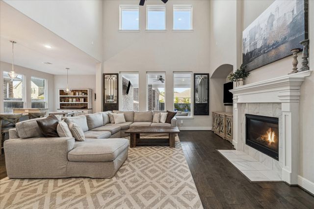 66 Footbridge Way, The Woodlands, TX 77389