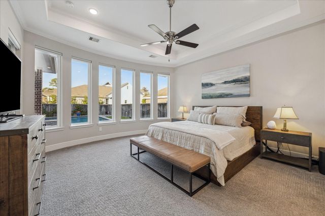 66 Footbridge Way, The Woodlands, TX 77389