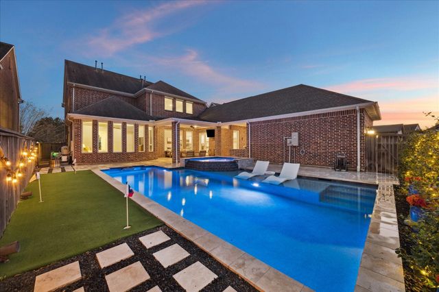 66 Footbridge Way, The Woodlands, TX 77389