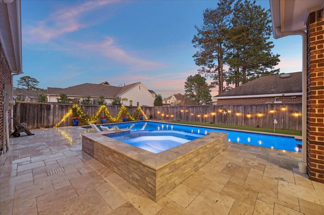 66 Footbridge Way, The Woodlands, TX 77389